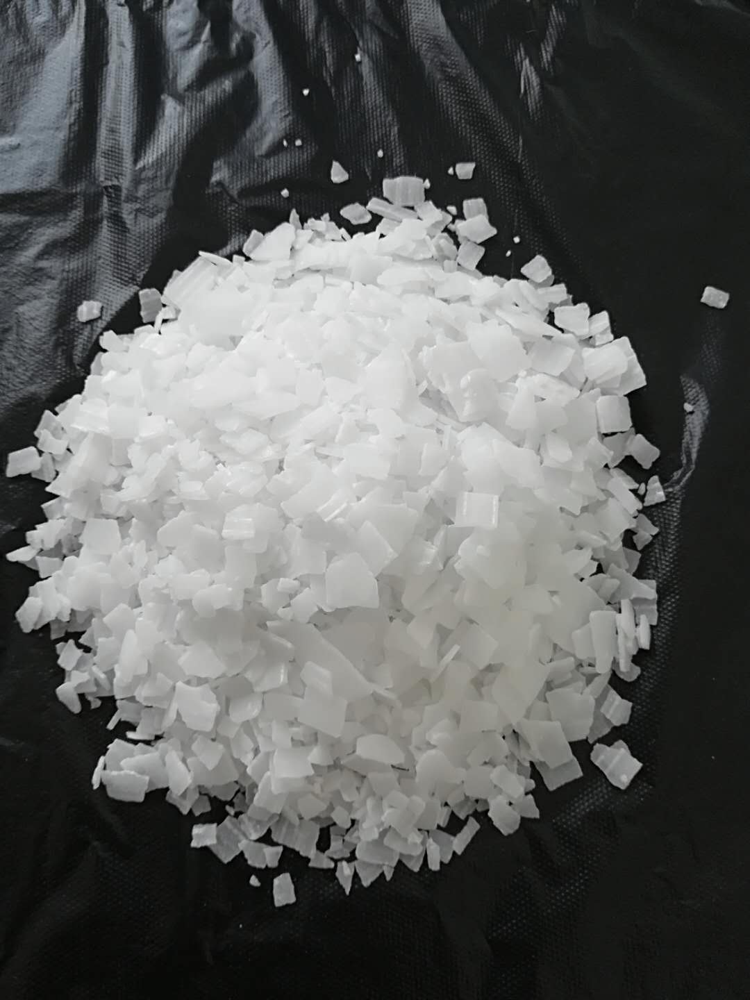 Caustic soda flakes